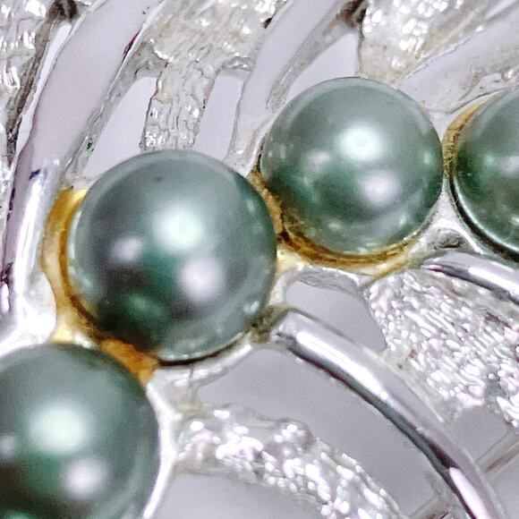 VTG Signed Sarah Coventry 60s Silver Tone Feather Brooch Green Faux Pearls - Picture 9 of 14